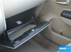 2015款 1.6L 手动 时尚版