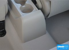 2015款 1.6L 手动 时尚版