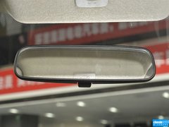 2015款 1.6L 自动 豪华版