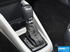 2015款 1.6L 自动 运动版