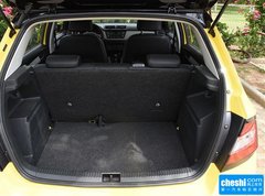 2015款 1.6L 自动 运动版