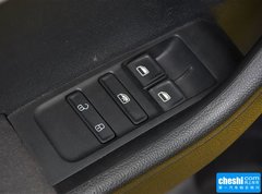 2015款 1.6L 自动 运动版