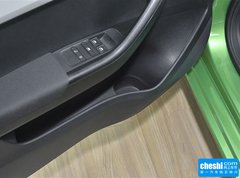 2015款 1.6L 手动 运动版