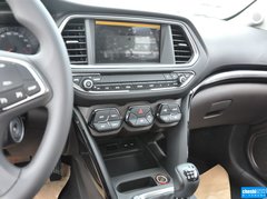 2015款 200T 手动 精英版