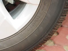 2015款 2.8T 四驱柴油豪华版 5座