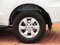 2015款 2.8T 四驱柴油豪华版 5座