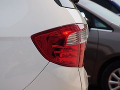 2015款 2.8T 四驱柴油豪华版 5座
