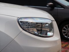 2015款 2.8T 四驱柴油豪华版 5座