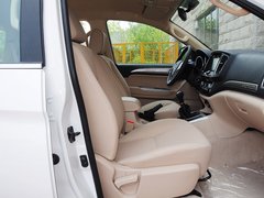 2015款 2.8T 四驱柴油豪华版 5座