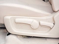 2015款 2.8T 四驱柴油豪华版 5座