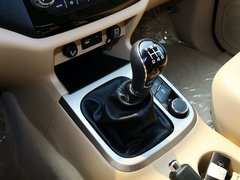 2015款 2.8T 四驱柴油豪华版 5座