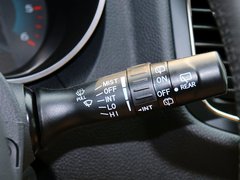 2015款 2.8T 四驱柴油豪华版 5座