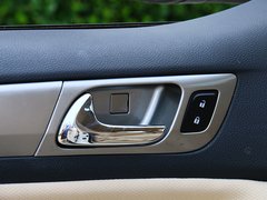 2015款 2.8T 四驱柴油豪华版 5座