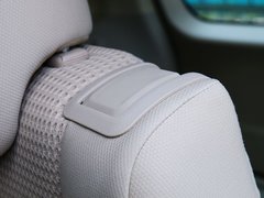 2015款 2.8T 四驱柴油豪华版 5座