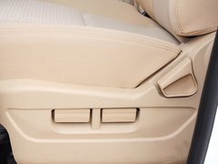 2015款 2.8T 手动 长轴商务版ISF2.8s4161P