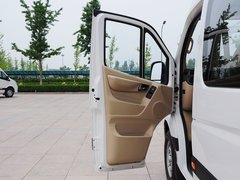 2015款 2.8T 手动 长轴商务版ISF2.8s4161P