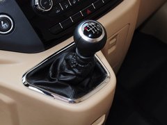 2015款 2.8T 手动 长轴商务版ISF2.8s4161P