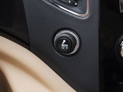 2015款 2.8T 手动 长轴商务版ISF2.8s4161P