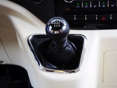 2015款 2.8T 手动 长轴商务版ISF2.8s4161P