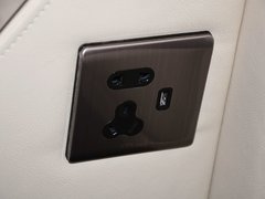2015款 2.8T 手动 长轴商务版ISF2.8s4161P
