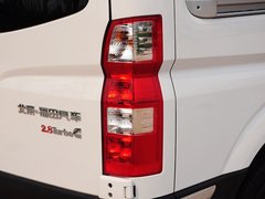 2015款 2.8T 手动 短轴商旅版ISF2.8s4129P