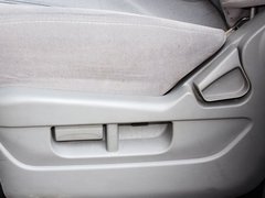 2015款 2.8T 手动 短轴商旅版ISF2.8s4129P