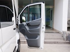 2015款 2.8T 手动 短轴商旅版ISF2.8s4129P