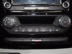 2015款 2.8T 手动 短轴商旅版ISF2.8s4129P