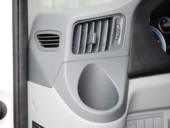 2015款 2.8T 手动 短轴商旅版ISF2.8s4129P