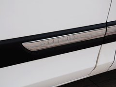 2015款 2.8T 手动 短轴商旅版ISF2.8s4129P