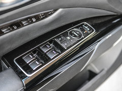 2015款 3.8L 自动 尊贵版