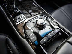 2015款 3.8L 自动 尊贵版