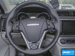 2015款 2.0T 手动 两驱尊贵型