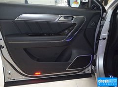 2015款 2.0T 手动 两驱精英型