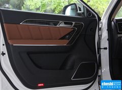 2015款 2.0T 自动 两驱尊贵型
