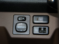2015款 1.5L 自动 都市版 7座