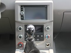 2015款 2.2L 汽油四驱豪华型JM491Q-ME