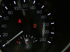 2015款 2.0T 自动 两驱豪华型