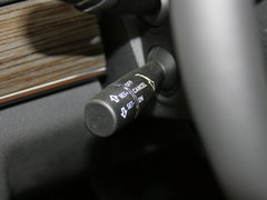 2015款 2.0T 自动 两驱豪华型