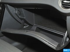 2015款 2.5L 两驱舒适版