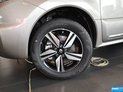 2015款 2.5L 两驱舒适版