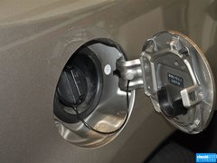 2015款 2.5L 两驱舒适版