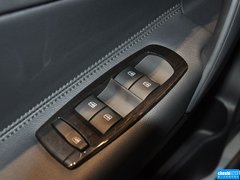 2015款 2.5L 两驱舒适版