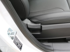 2015款 1.5T 自动 两驱精英版