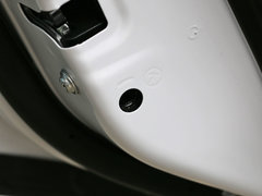 2015款 1.5T 自动 两驱精英版