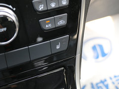 2015款 1.5T 自动 两驱精英版