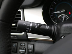 2015款 1.5T 自动 两驱精英版