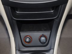 2015款 1.5L 手动 精英型