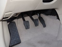 2015款 1.5L 手动 精英型