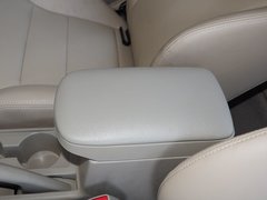 2015款 1.5L 手动 精英型